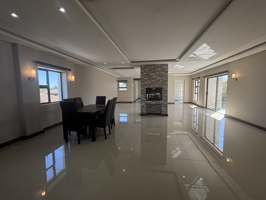 To Let 3 Bedroom Property for Rent in Flamingo Vlei Western Cape